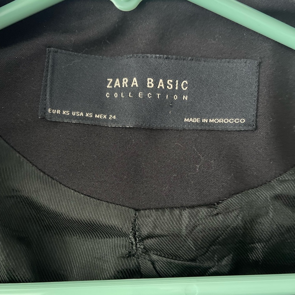 Zara Basic Black Zip-Up Jacket - image 5